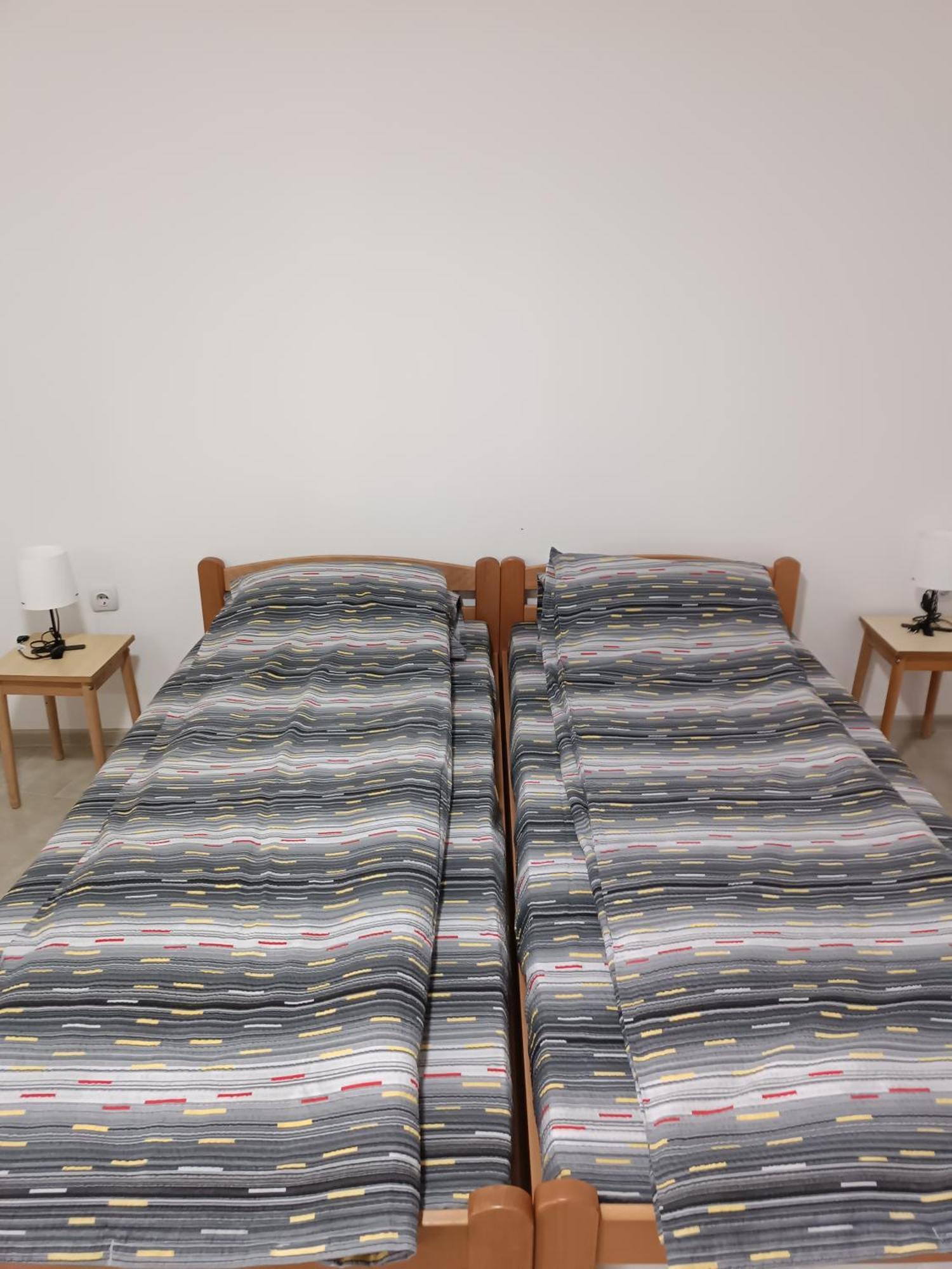 Adamovic Apartment Pirot Luaran gambar